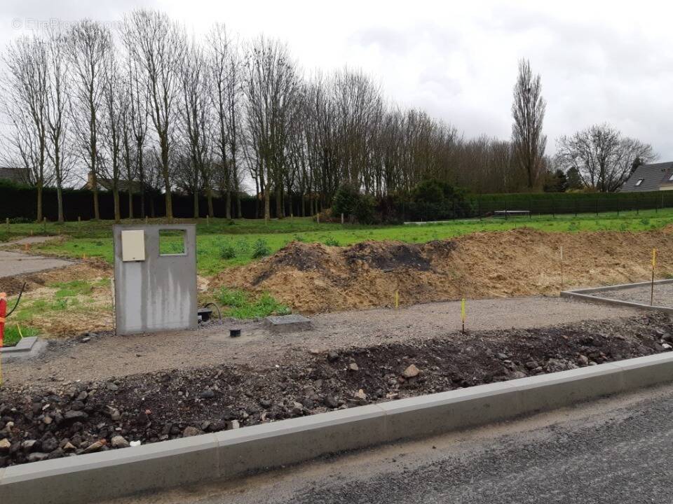 Terrain à BULLY-LES-MINES