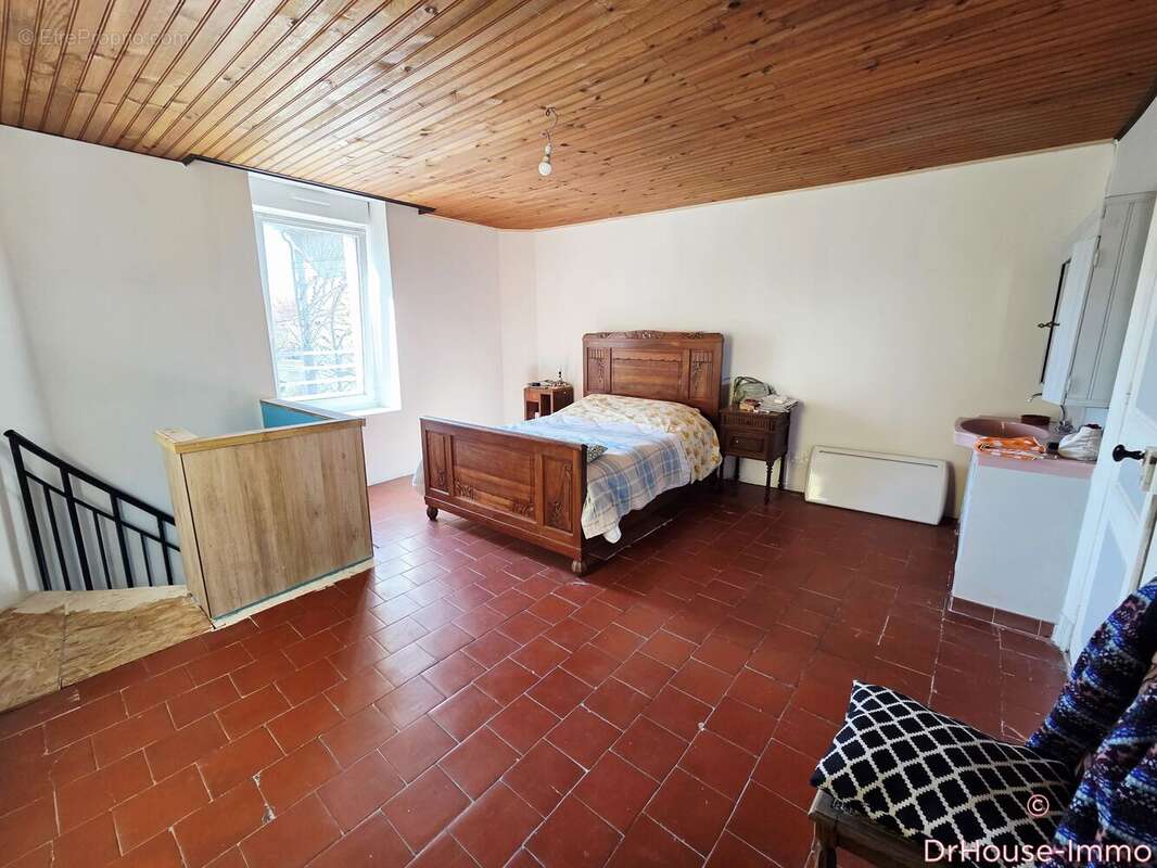 Maison à ROUBIA