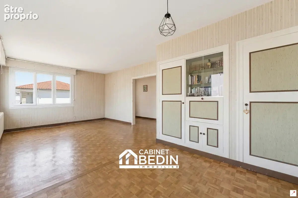 Maison 5 pièces 111 m² à vendre à Merignac (33700) - photo 2