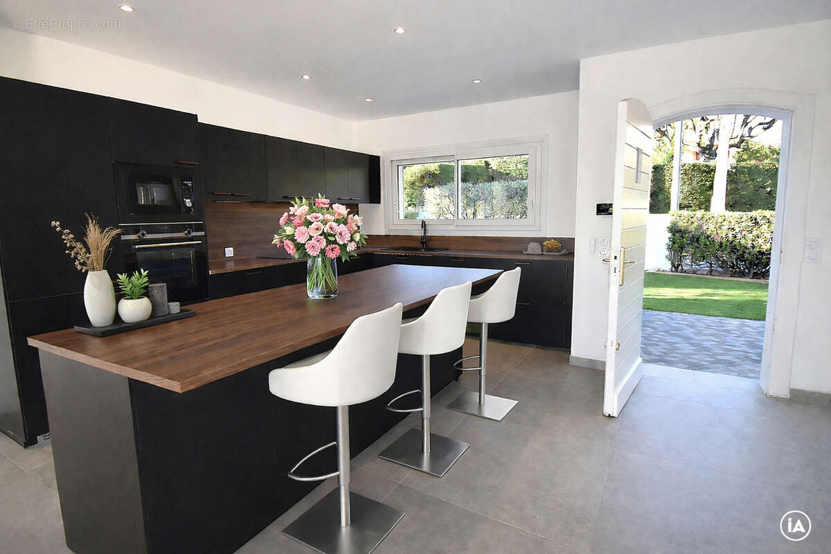 Maison à SAINT-RAPHAEL