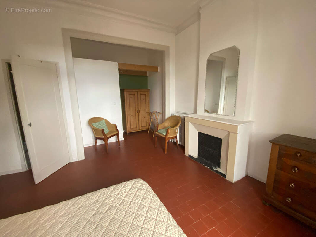 Maison à CANAULES-ET-ARGENTIERES