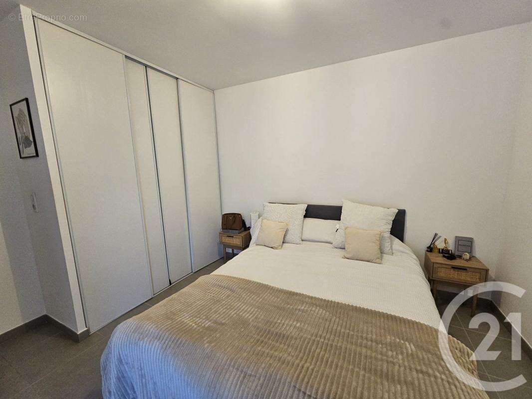 Appartement à JUVIGNAC