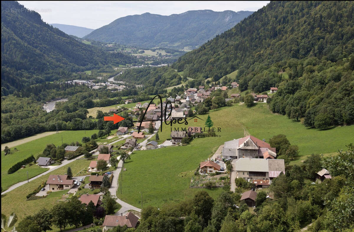 Terrain à LA BALME-DE-THUY