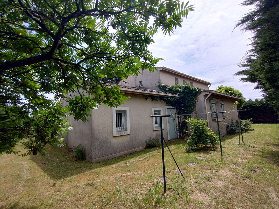 Maison de type 6 de 125 m² au calme avec terrain de 878 m² - photo 5