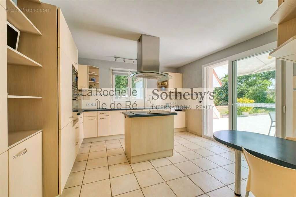 Maison familiale avec piscine, grand terrain et gîte indépendant - photo 10