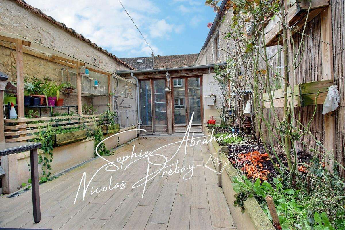 Maison à ANGERVILLE