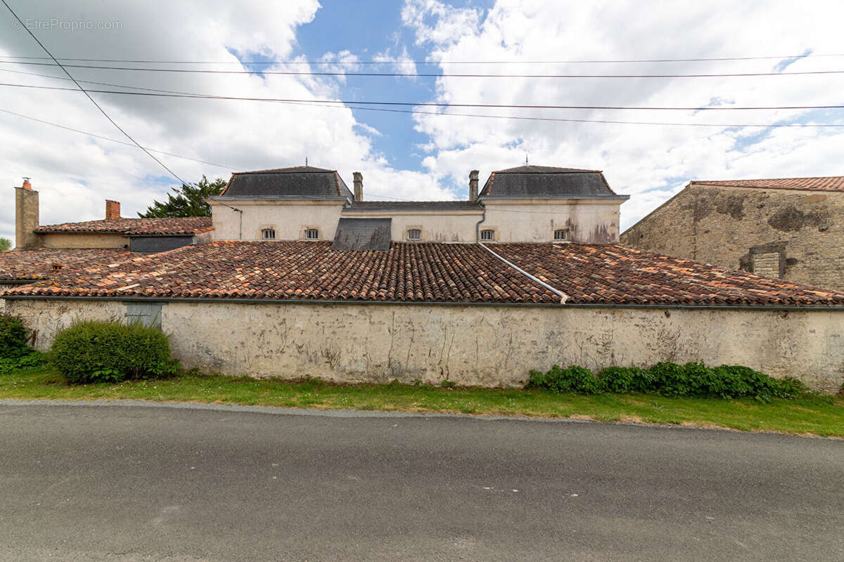 Maison à LA BENATE