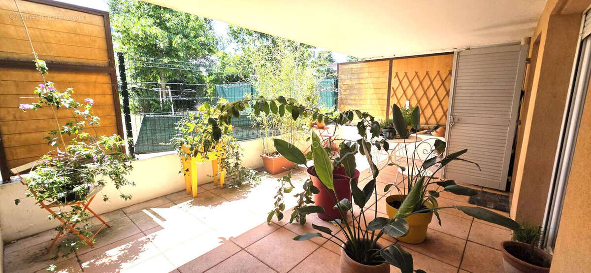 Appartement à MARSEILLE-14E