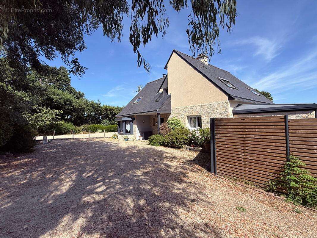 Maison 7 pièce(s) 160 m2, 5 chambres, 56470 Saint-Philibert - photo 2