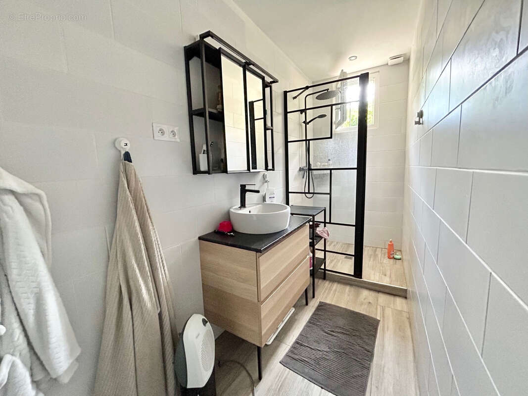 Maison à CASTETS-EN-DORTHE