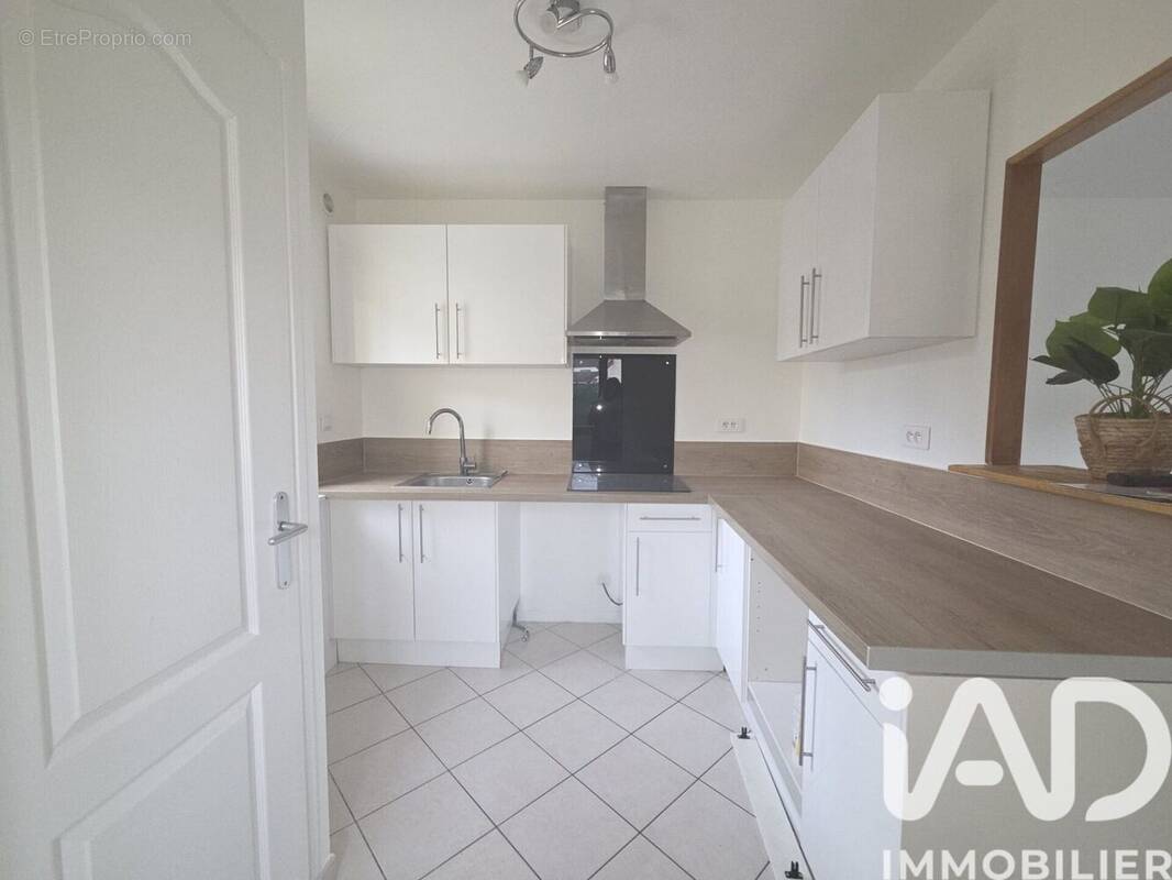 Photo 1 - Maison à LIEUSAINT