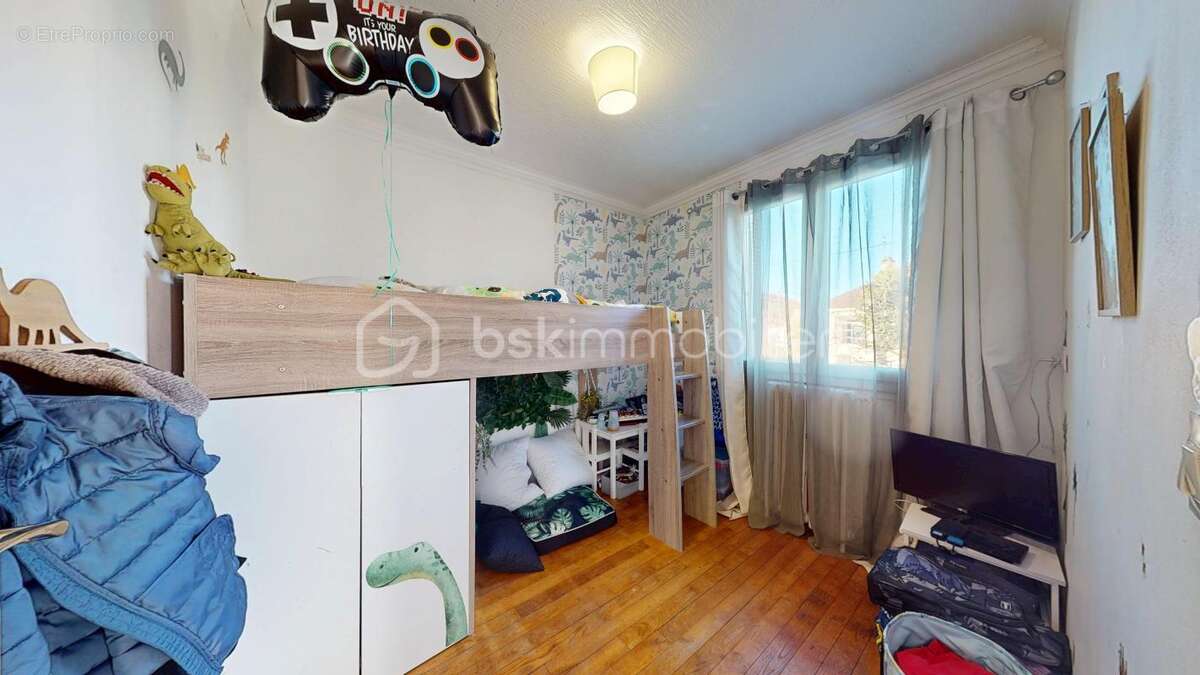 Maison à VIRY-CHATILLON