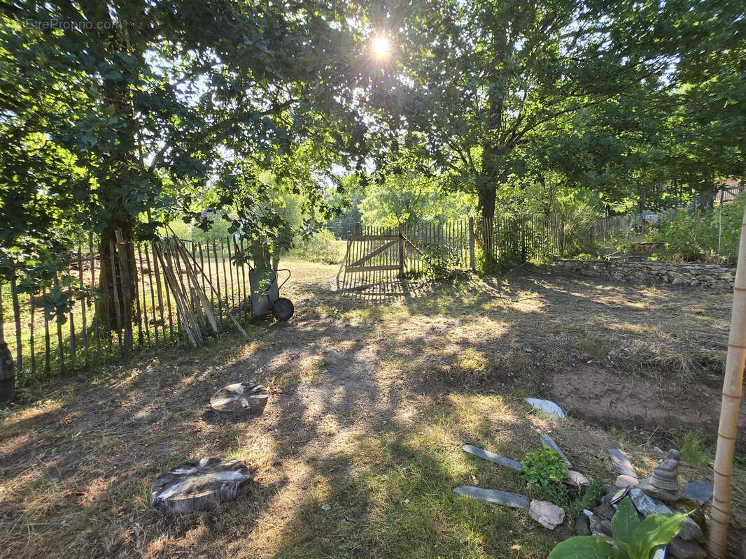 Ensemble de 3 habitations sur un parc de 2ha76 avec étang! - photo 44