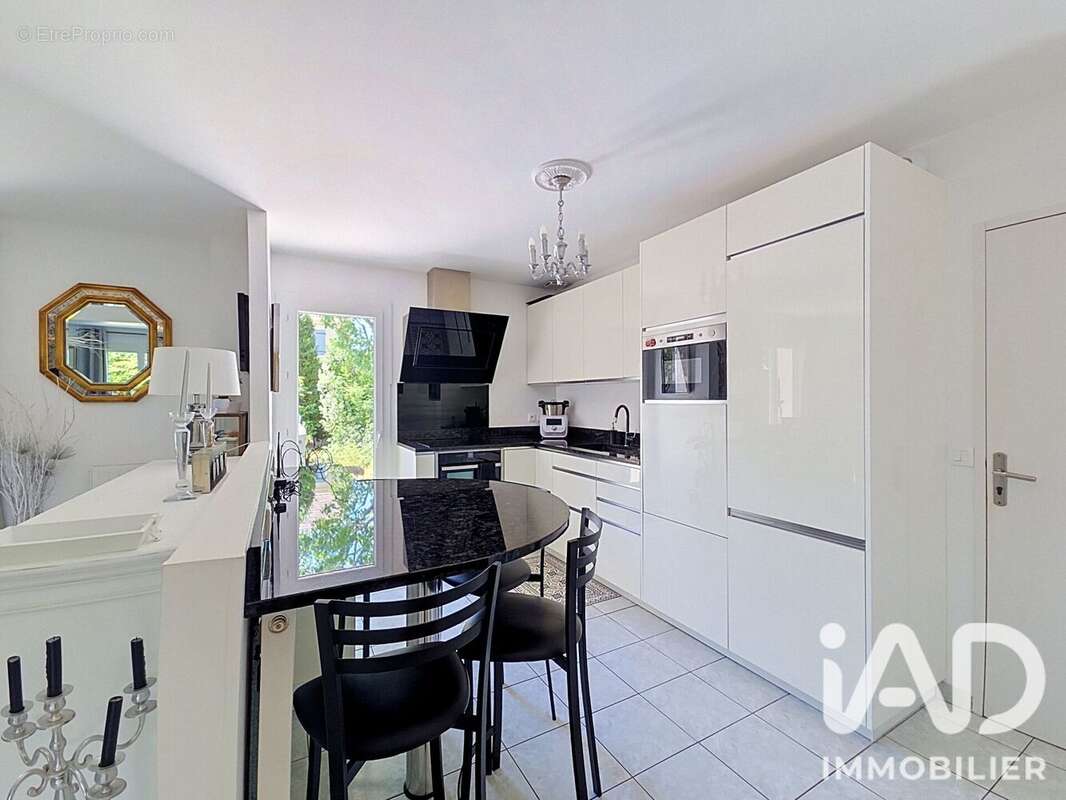 Maison 97 m² à Serris  - photo 6