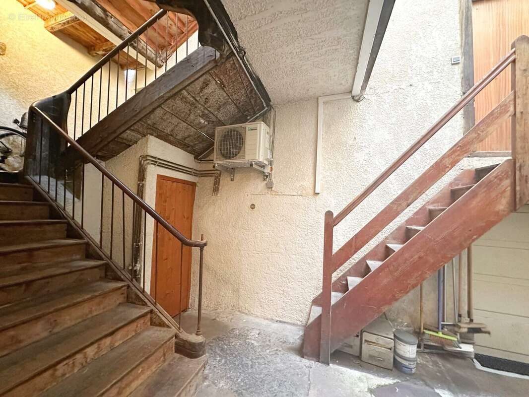 Appartement à BEAUJEU