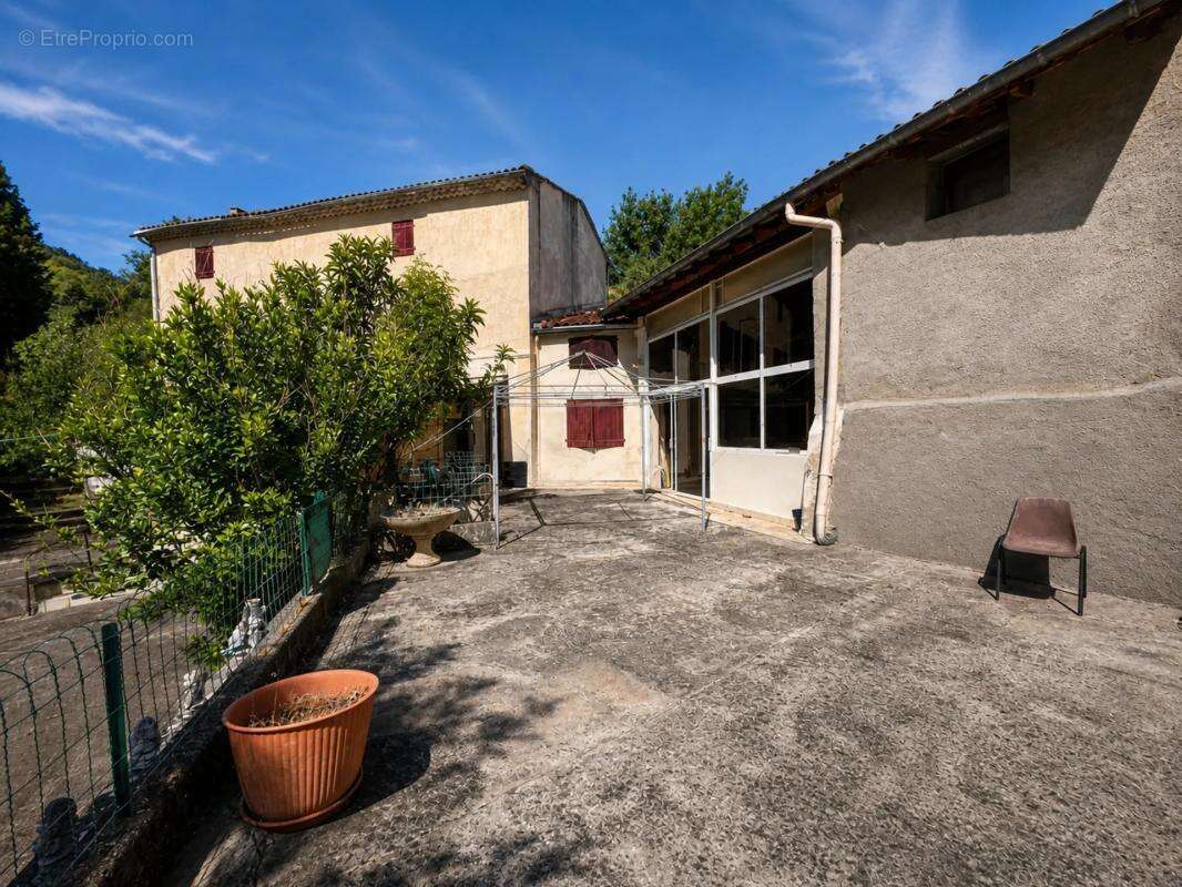 Maison de 120 m2 avec plus de 2,2 hectares de terrain - photo 23