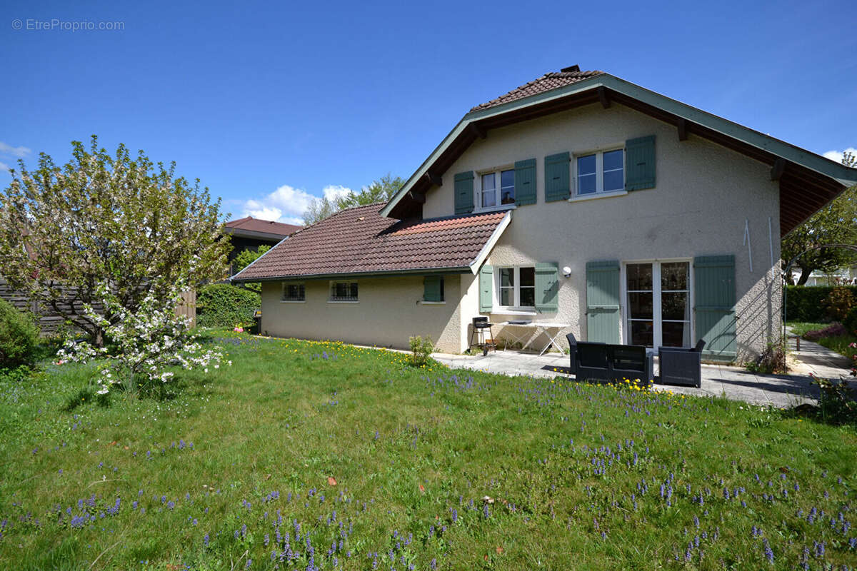 Maison à SAINT-JORIOZ
