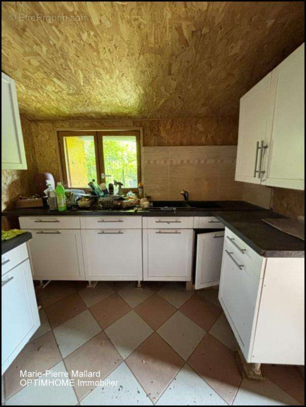 Maison à finir de rénover à ROYERE DE VASSIVIERE (23) - photo 14