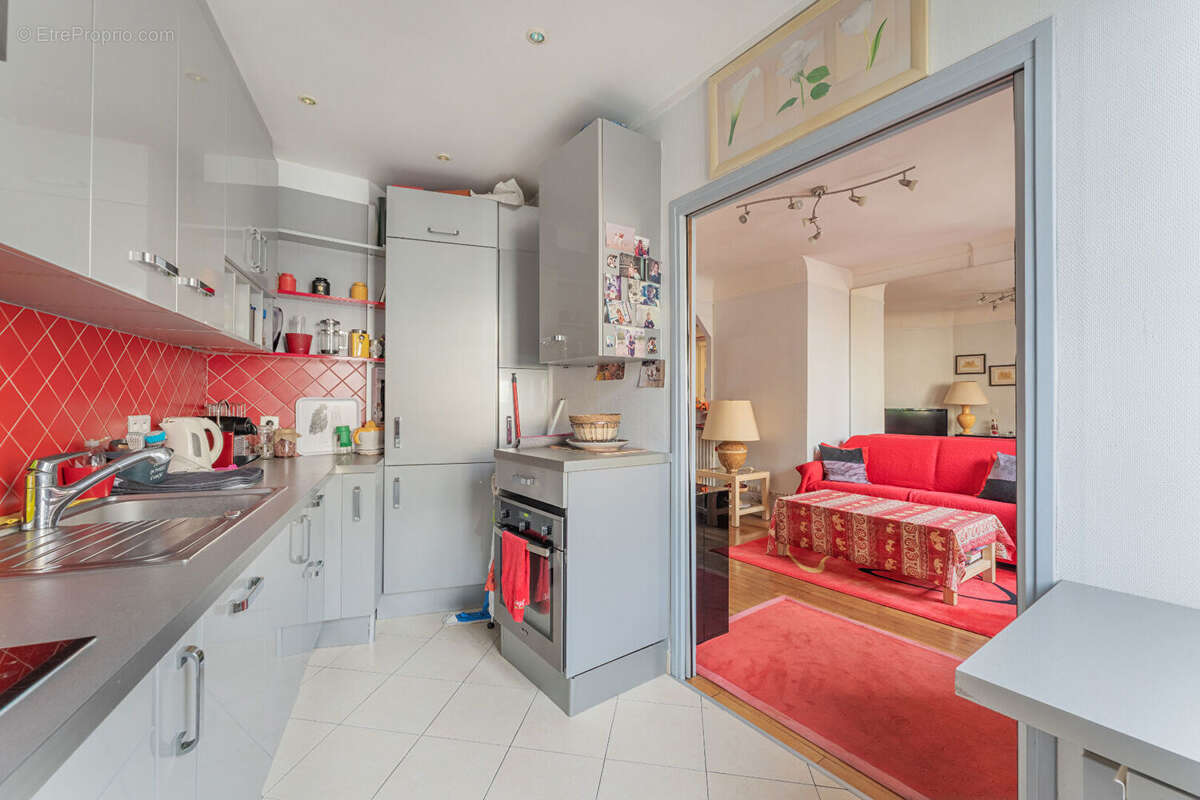 Appartement à PARIS-15E