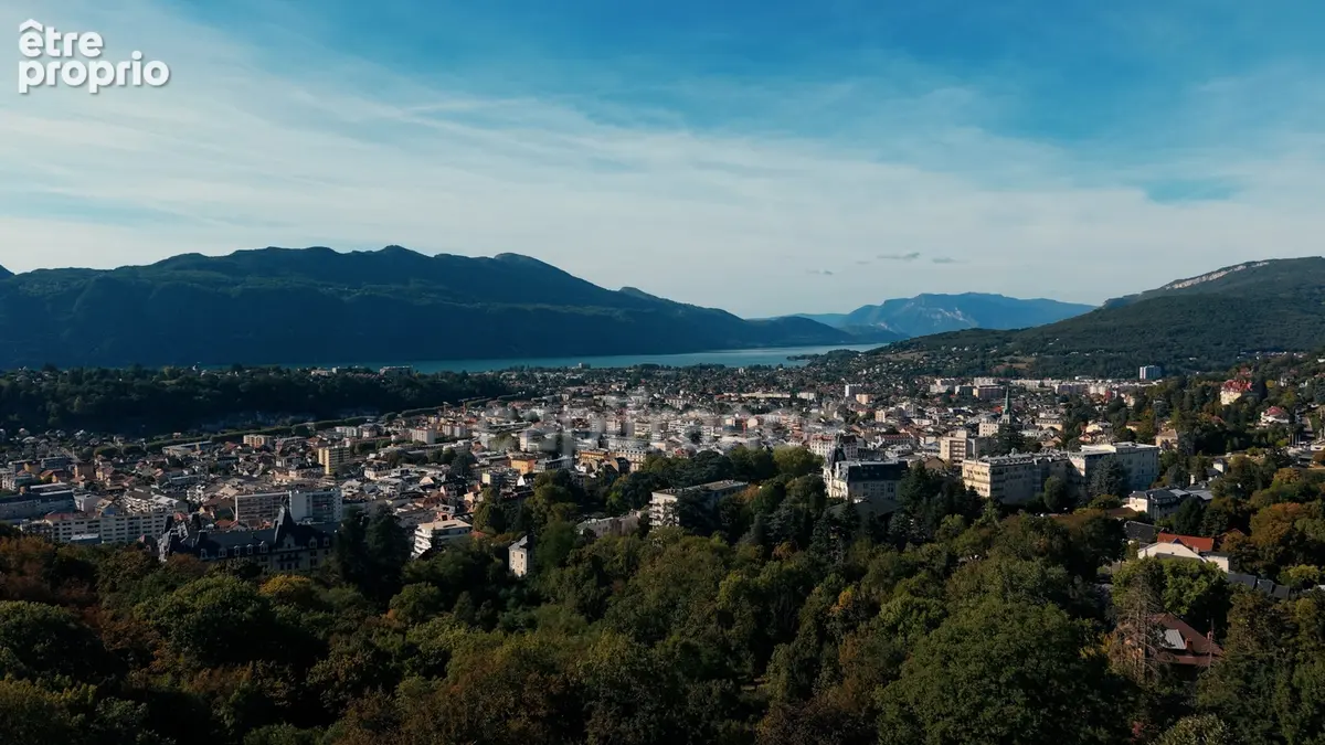 Maison à vendre 7 pièces (73) Maison d'Exception avec sa vue sur la ville d'Aix les Bains et le lac - photo 2