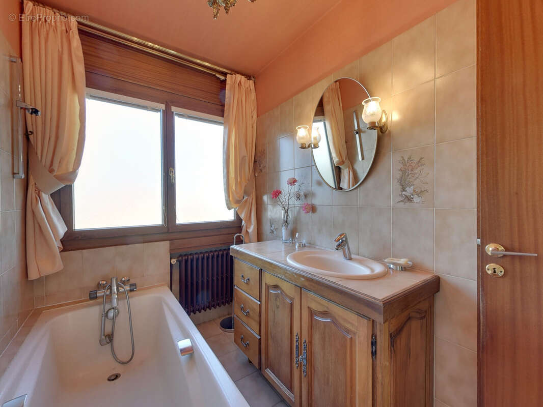 Appartement à ECHIROLLES