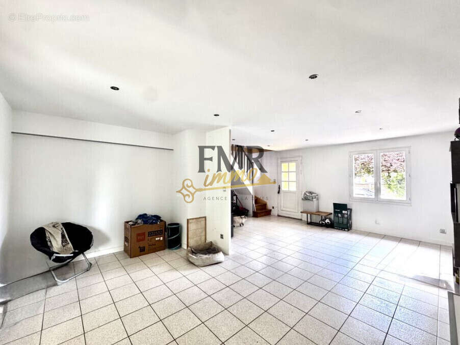 Maison à BIEVILLE-QUETIEVILLE