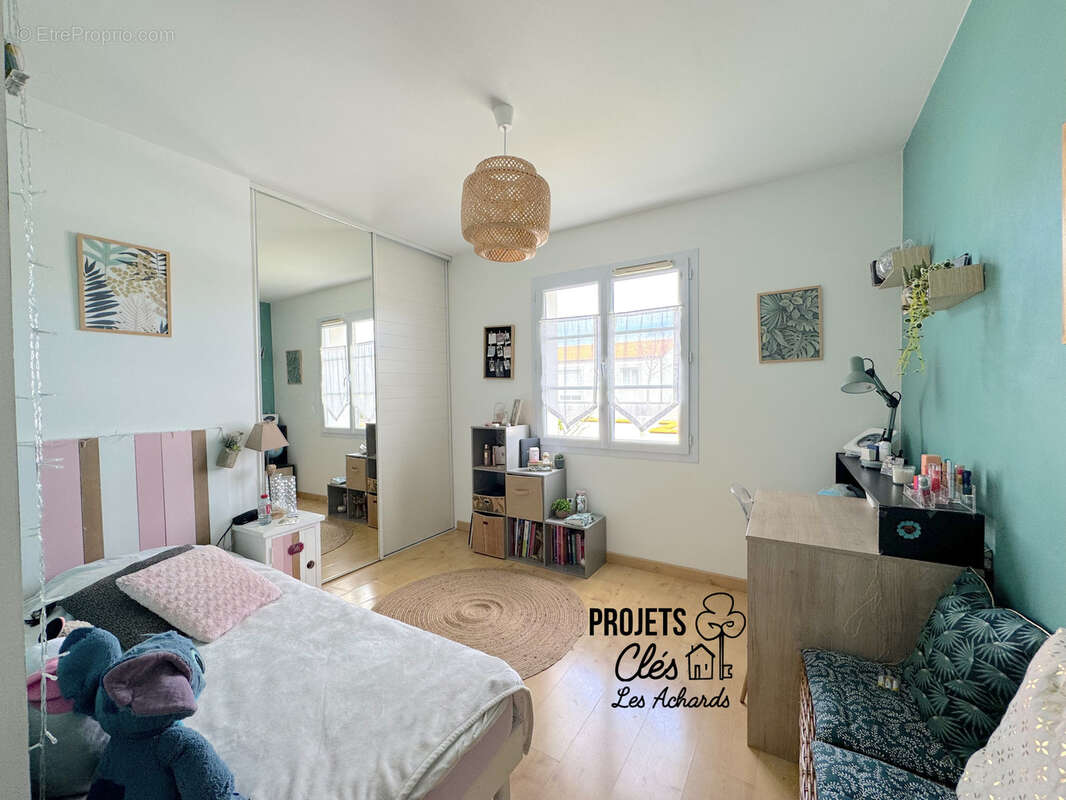 Maison à LE GIROUARD