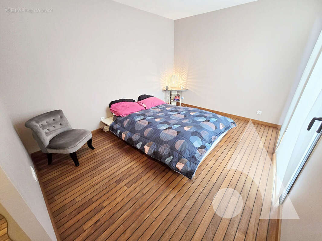 Appartement à SAINTE-SAVINE