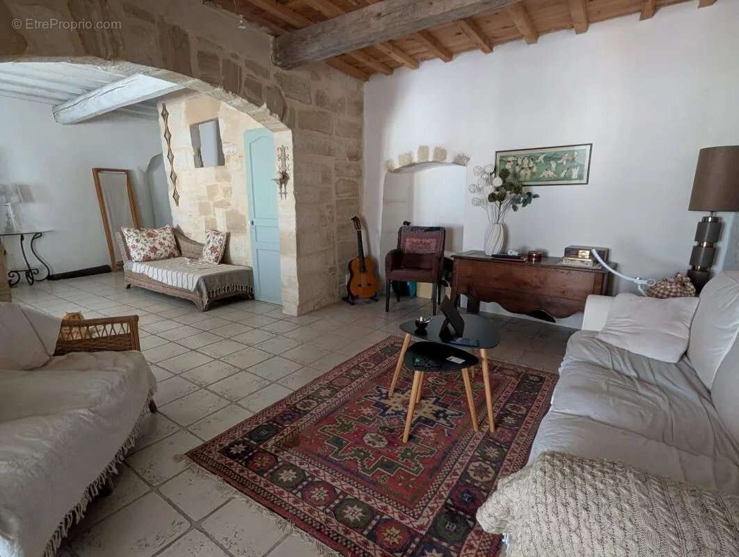 Maison à ARPAILLARGUES-ET-AUREILLAC