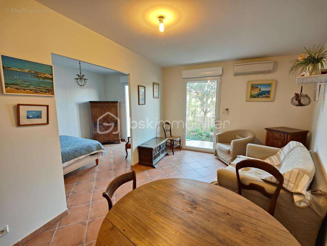 Appartement à MONTREDON-DES-CORBIERES