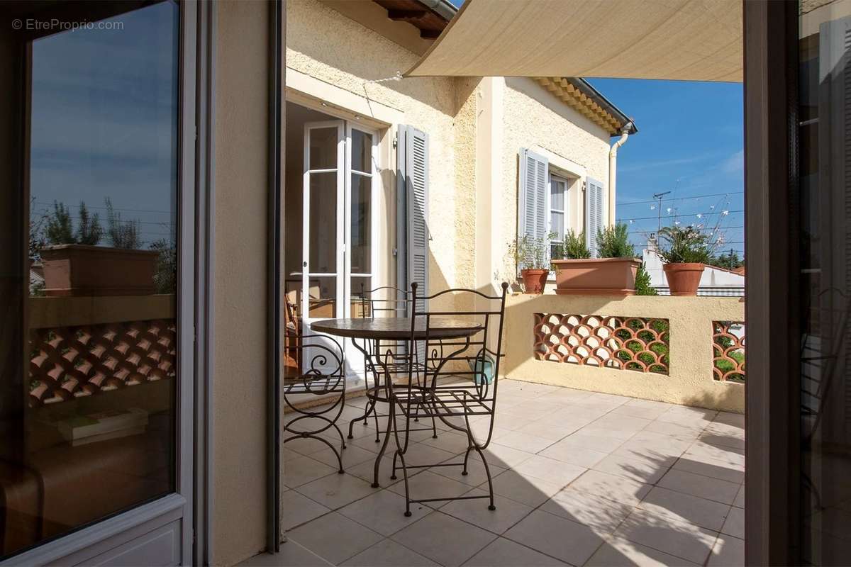 Maison à CAGNES-SUR-MER