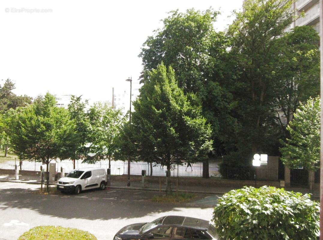 Appartement à PARIS-20E