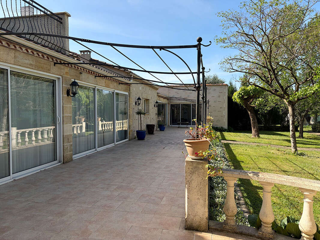 Maison à MONTPEYROUX