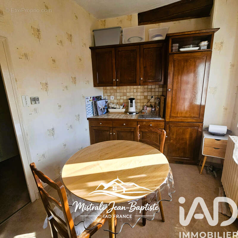 Photo 6 - Maison à YZEURE