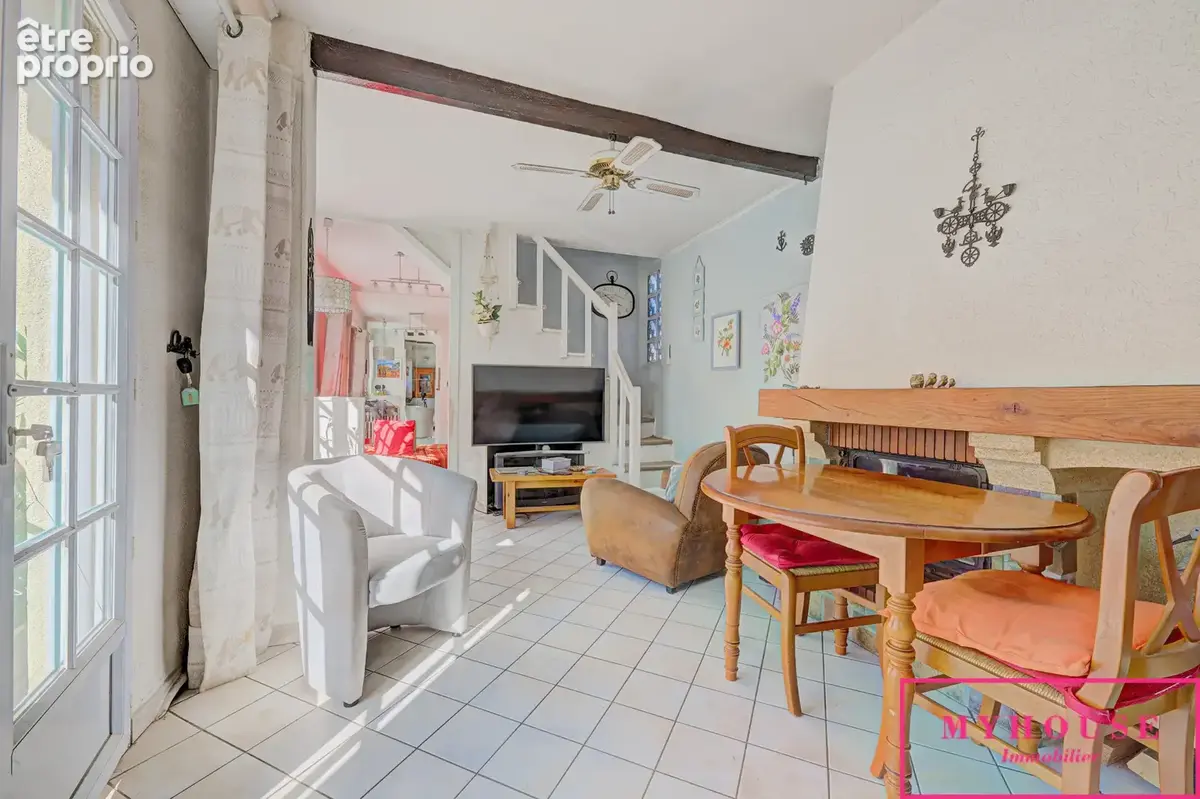 Maison 4 pièces 76m2 sur une parcelle de 340m2 à 10 min Métro 4 'Lucie Aubrac' - photo 5