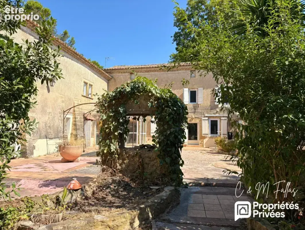 Maison de caractère de 268 m² - Un projet d'exception aux portes d'Avignon - photo 2