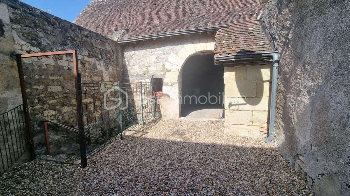 Maison à SAINT-EPAIN