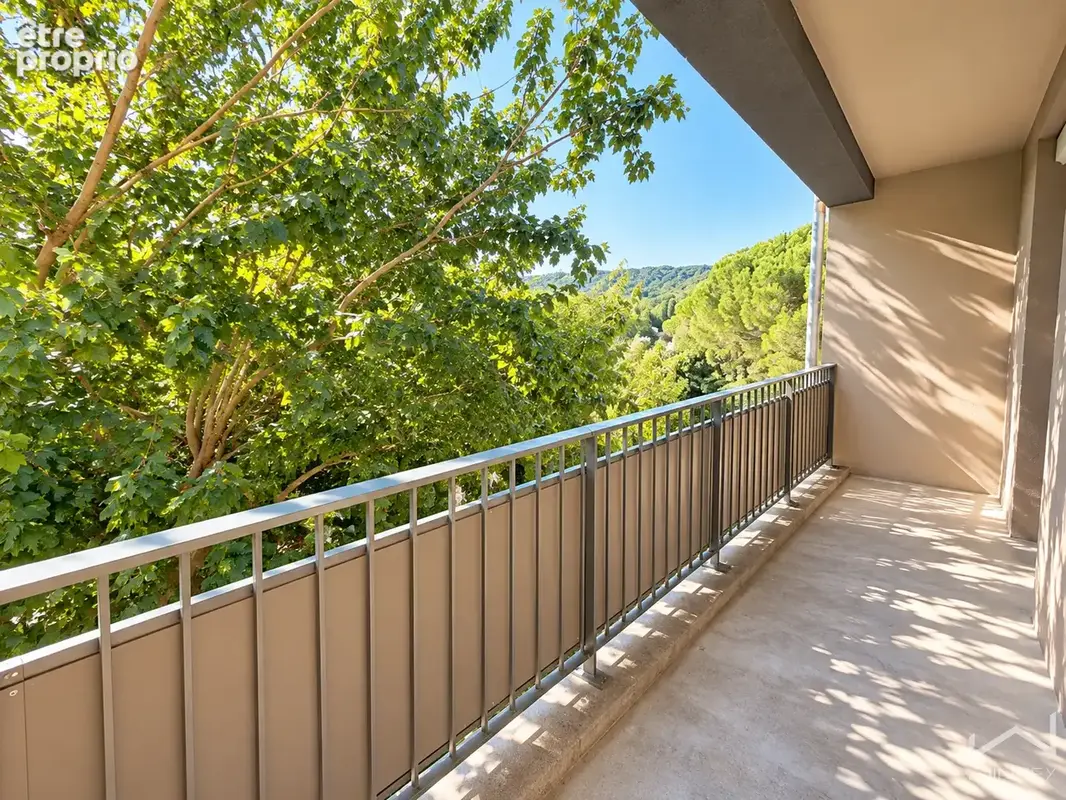 Appartement 4 pièces 69 m² à vendre à Saint-Paul-Trois-Chateaux (26130) - photo 2