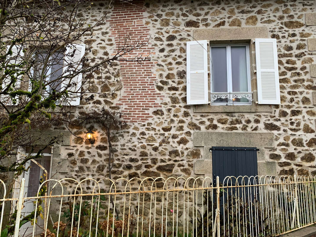 Maison à CHAMBERET