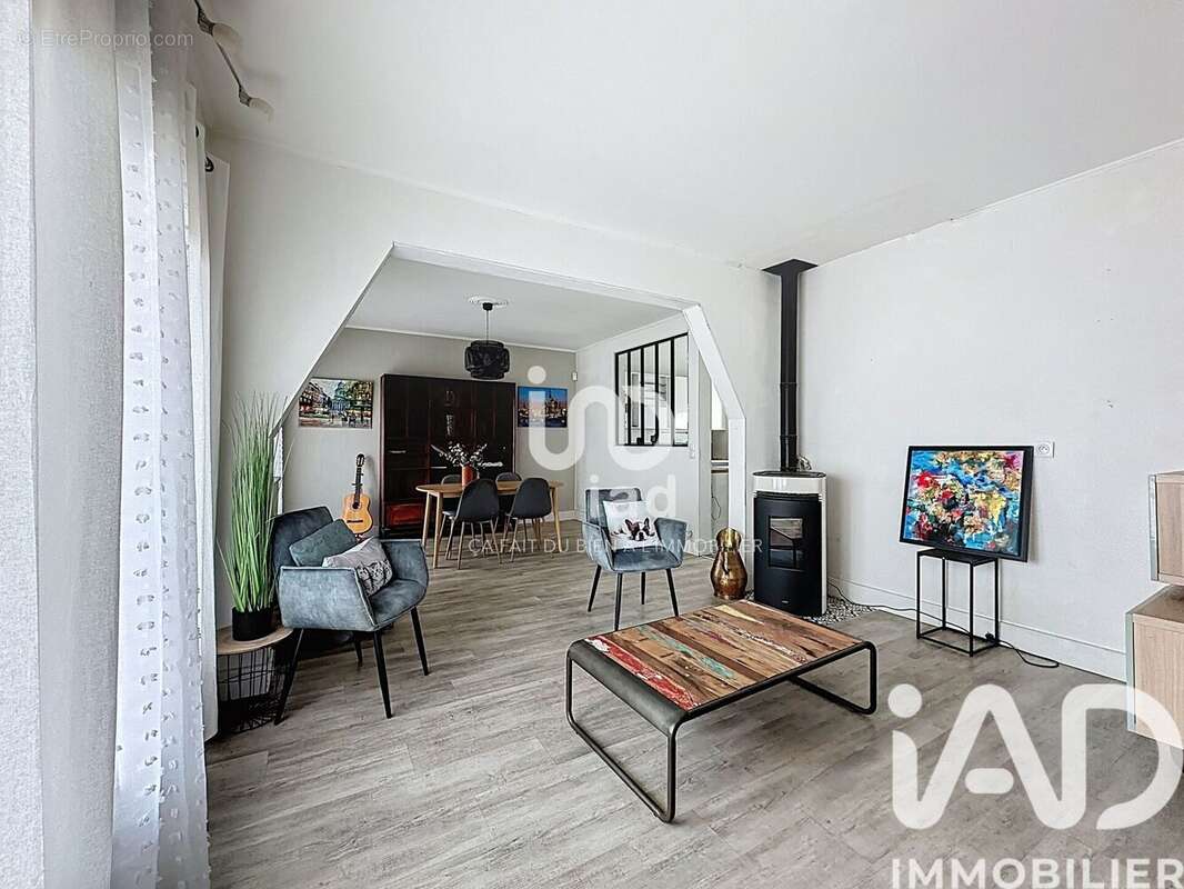 Photo 4 - Maison à DAMMARIE-LES-LYS