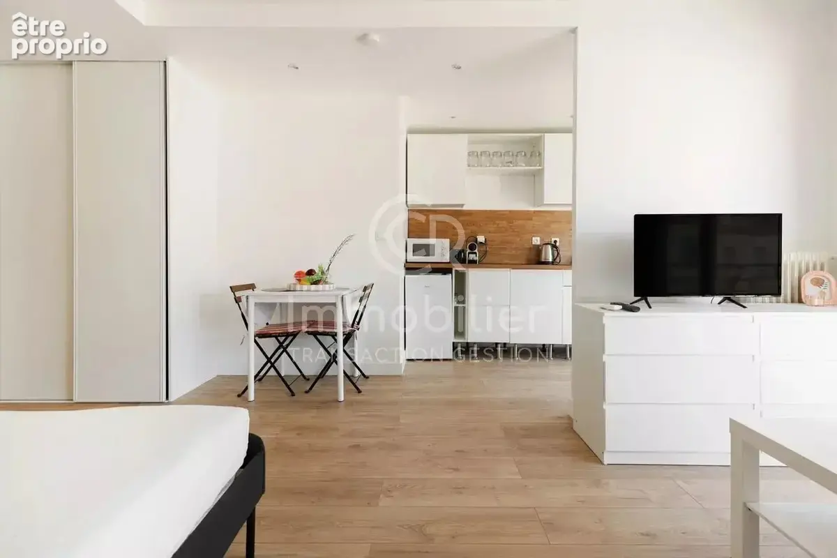 Studio - cannes  - rue d'antibes 500 m - photo 2