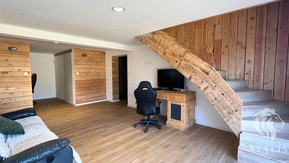 Maison à SAINT-JUST-DE-CLAIX