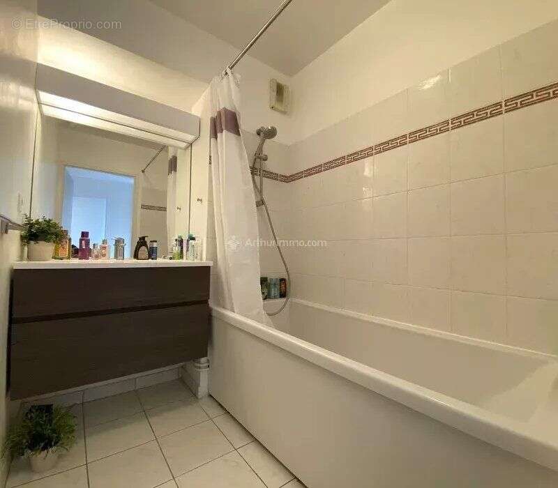 Appartement à SERRIS