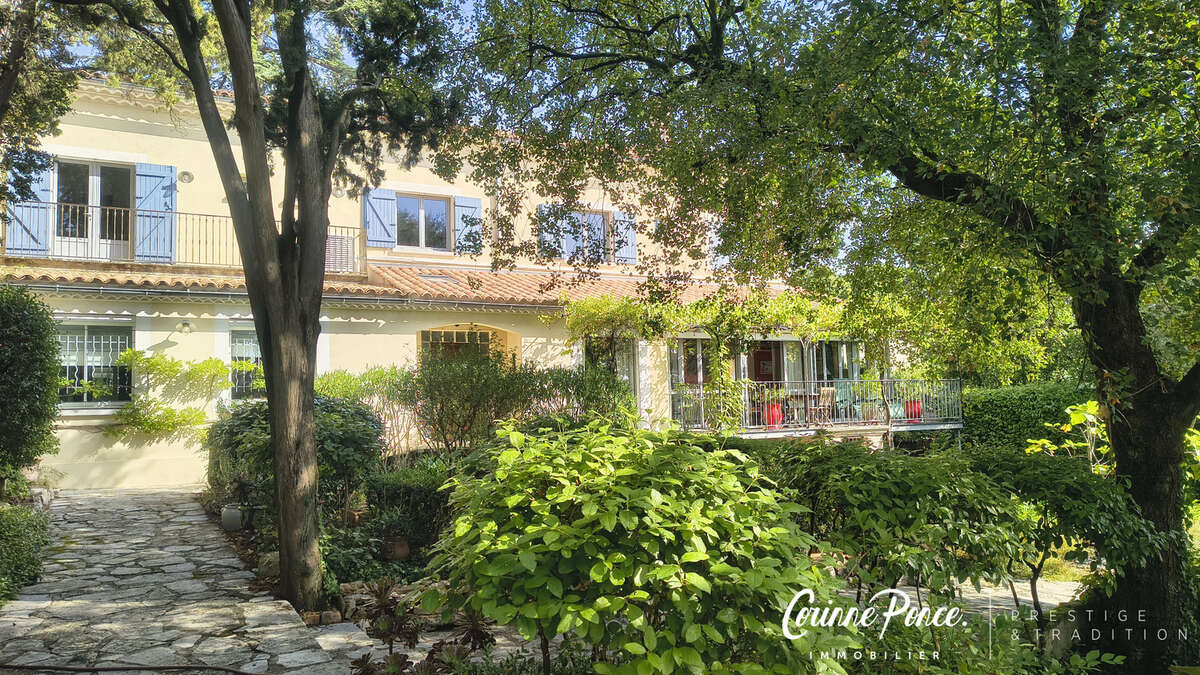 Maison à NIMES