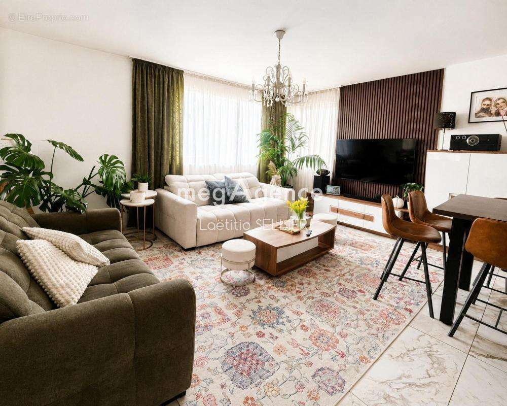 Maison familiale aux beaux volumes à Domérat - photo 2