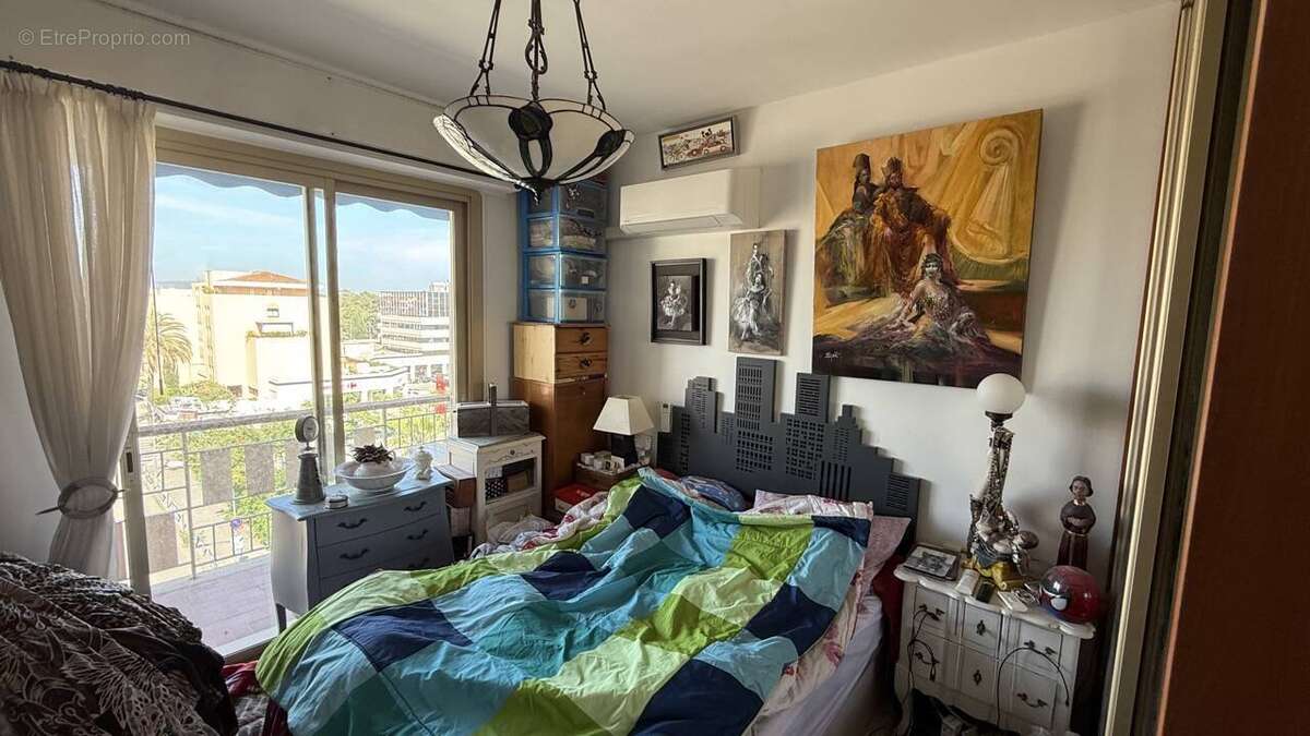 Appartement à HYERES