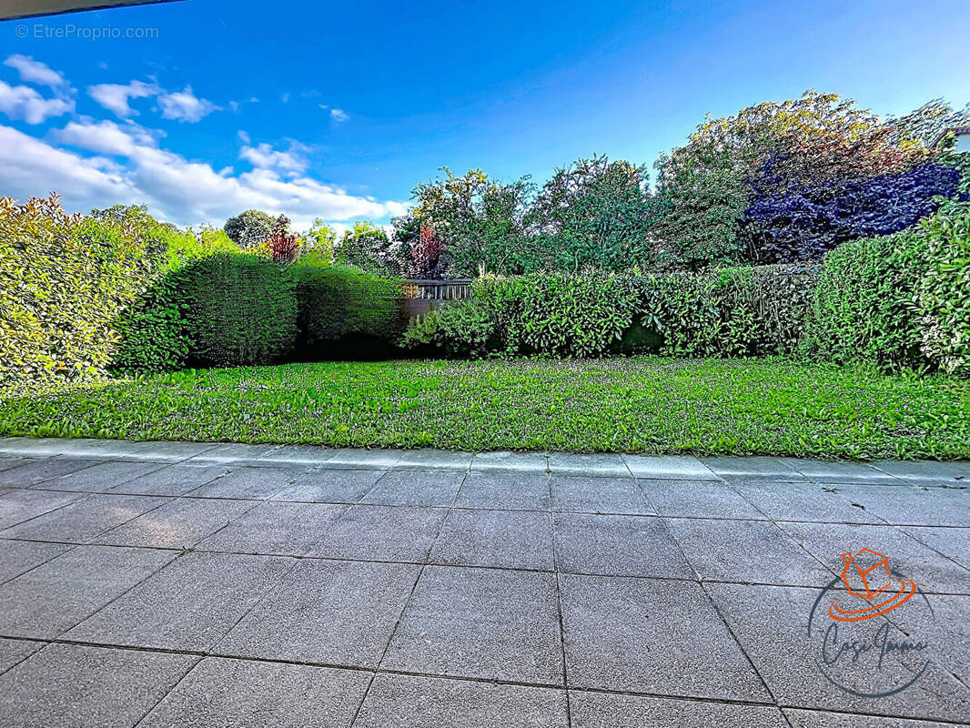 Appartement à SAINT-GENIS-POUILLY