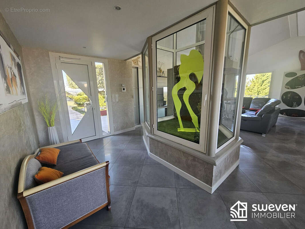 Maison à LACROIX-FALGARDE