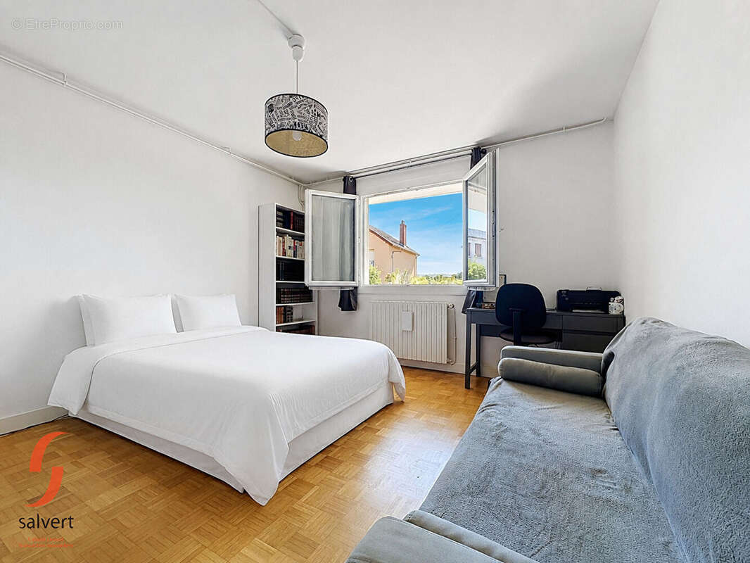 A vendre Maison 4 chambres, jardin, classée D - photo 13
