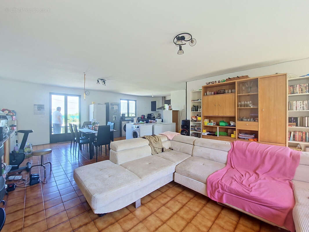 Maison 107 m² à Ecouis  - photo 5